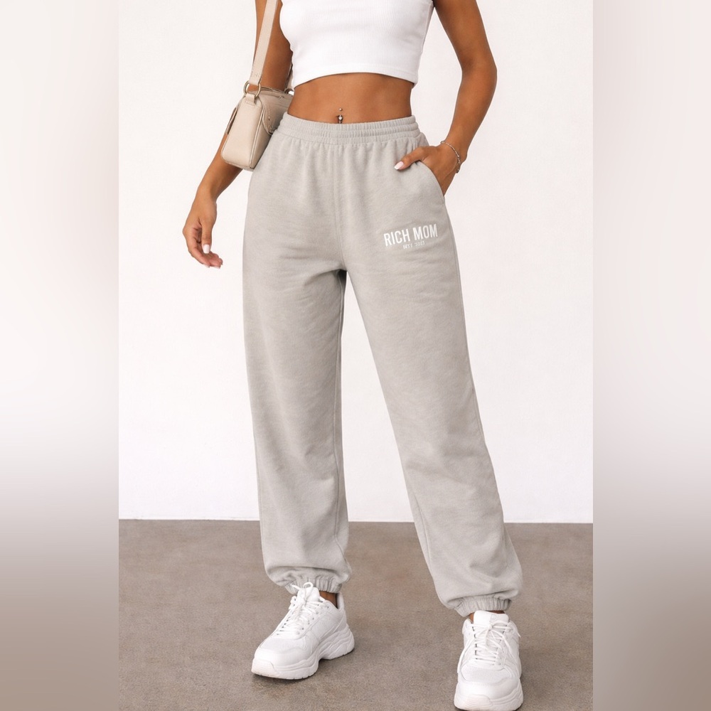 RICH MOM Trendy Y2K Sweat pants Grey Size Large